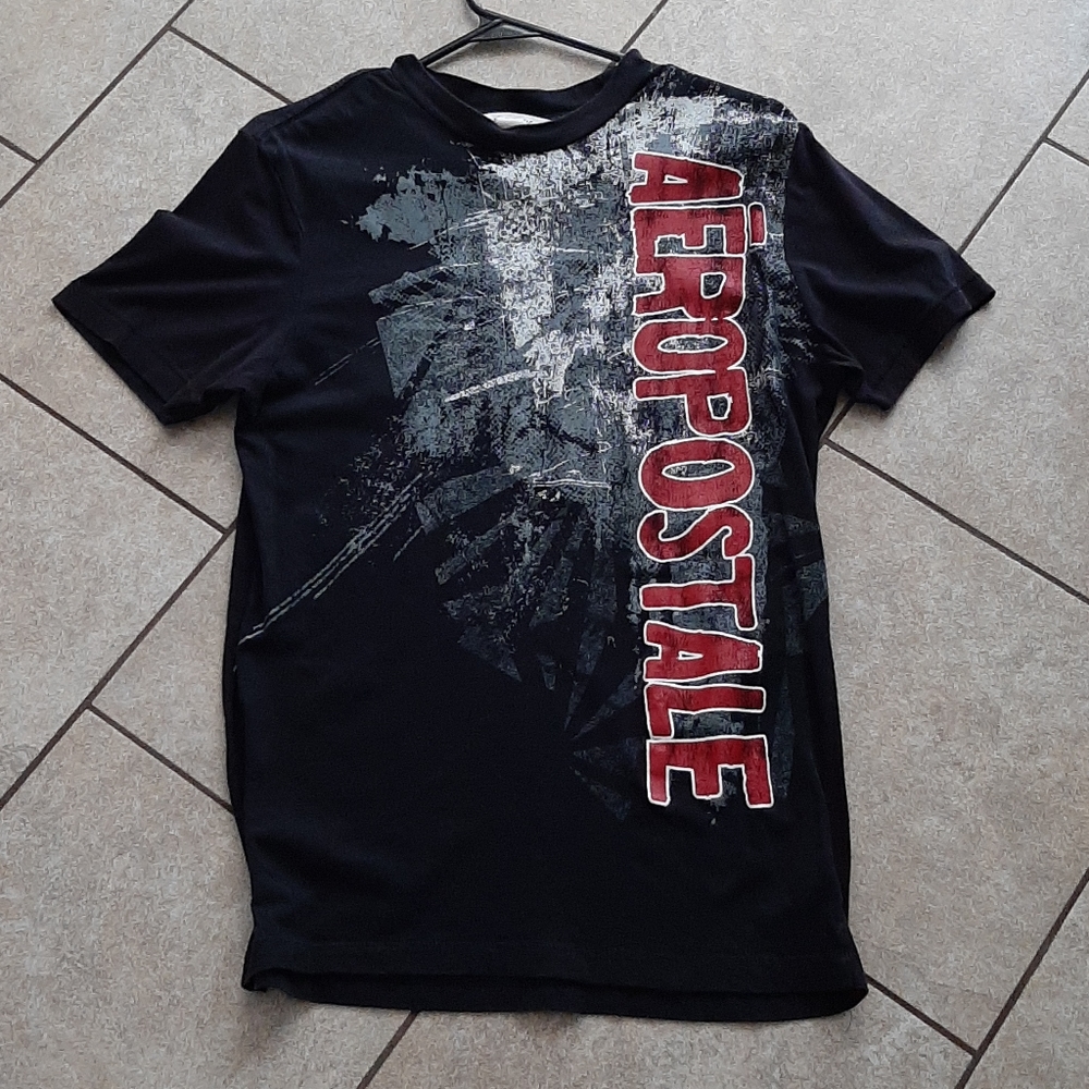 Black t shirt